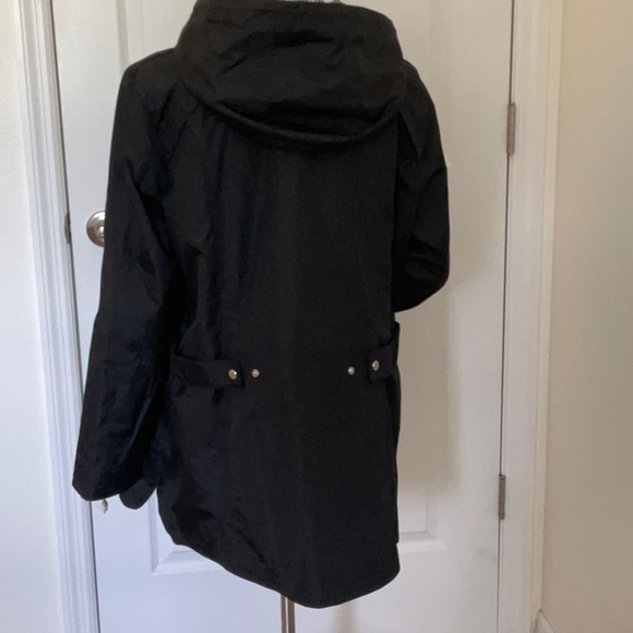NWOT SUSAN GRAVER RAIN Coat - Picture 9 of 14